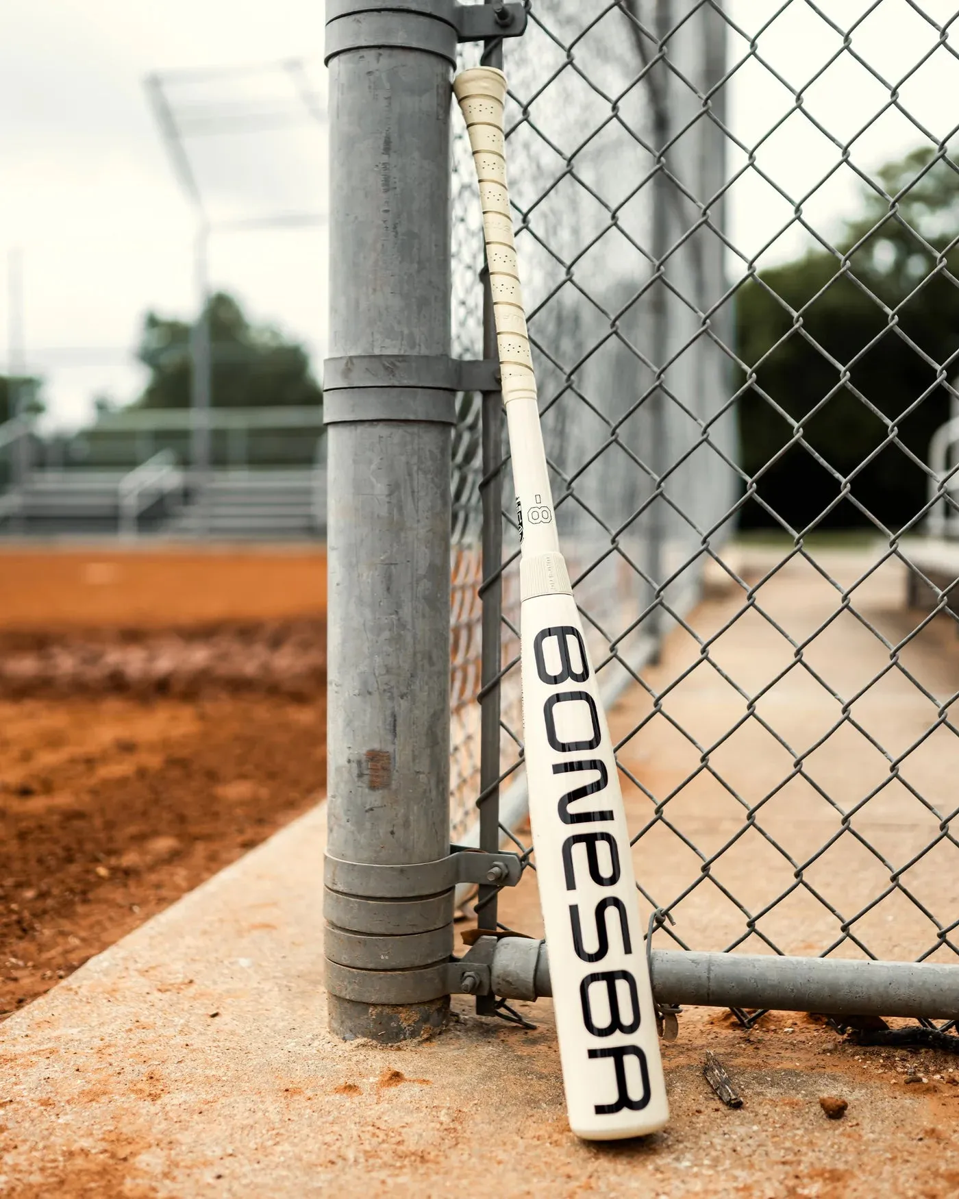 2025 Warstic Bonesaber Composite -8 USSSA Baseball Bat