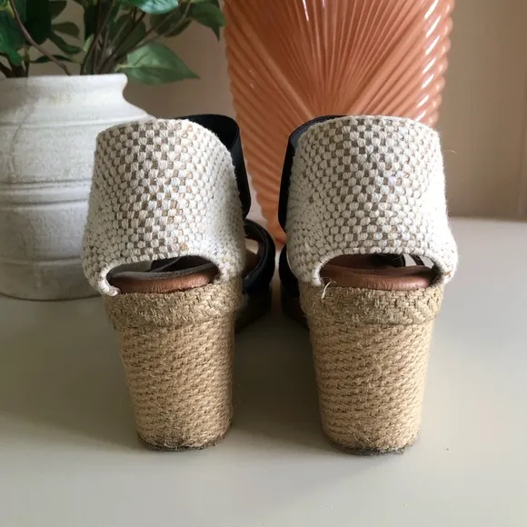 Andre Assous Espadrille Wedge Sandal Black Stretch Straps Leather Spain Size 7