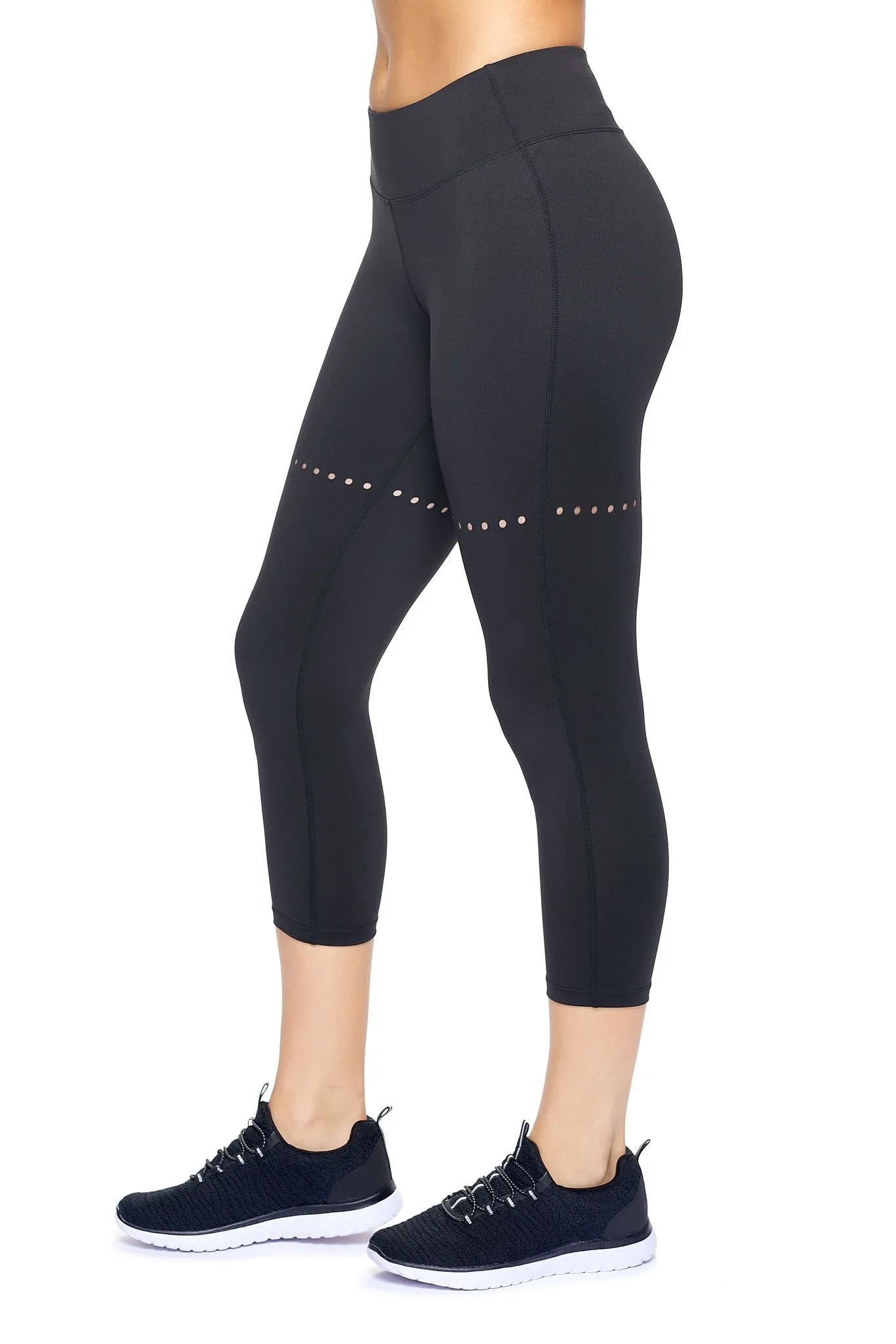AQ1033 Mid-Rise Faux Seam Laser Cut Capri Leggings