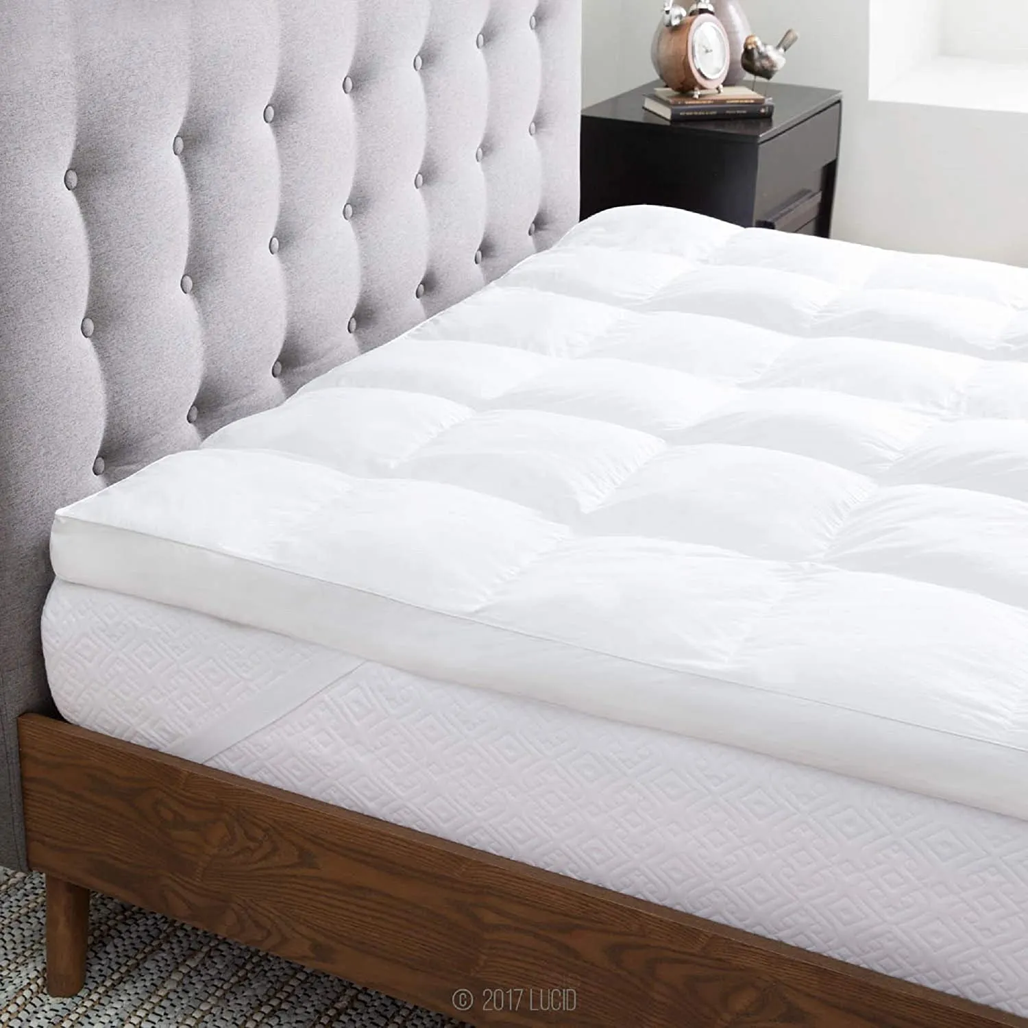 Brand new LUCID 3 Inch Ventilated Memory Foam Mattress Topper, QUEEN! Retails $257 W/Tax!