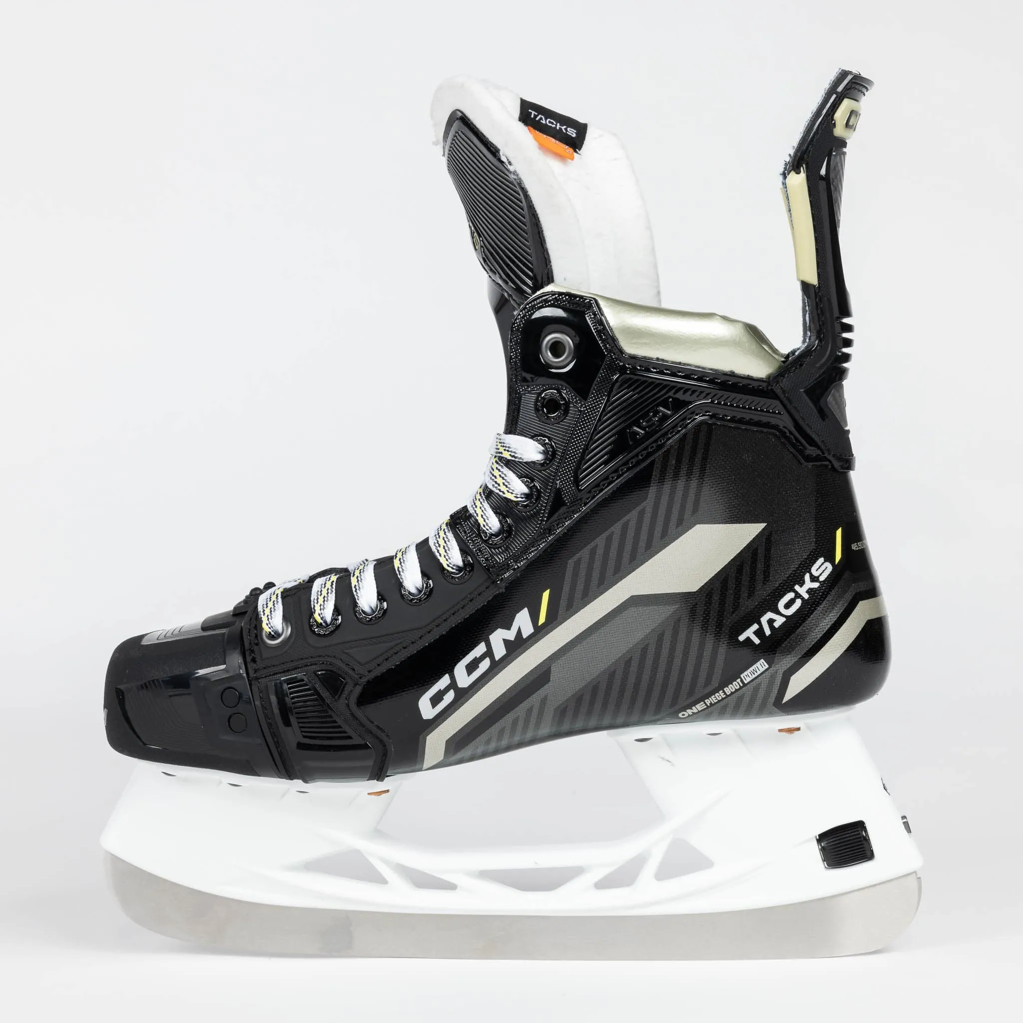 CCM Tacks AS-V Junior Hockey Skates