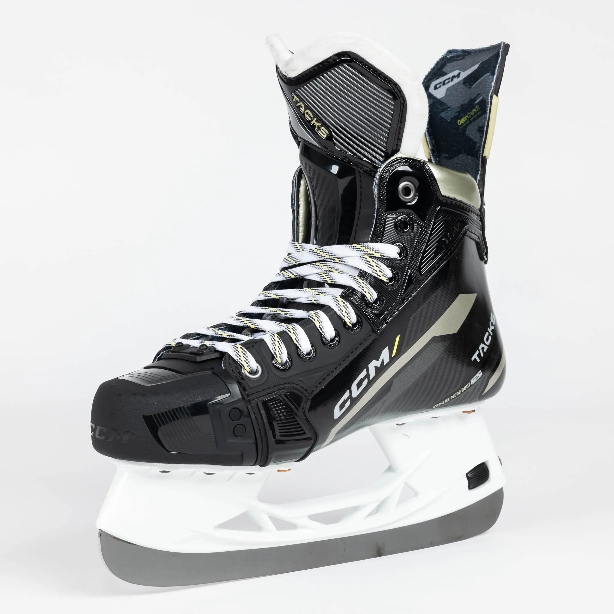 CCM Tacks AS-V Junior Hockey Skates