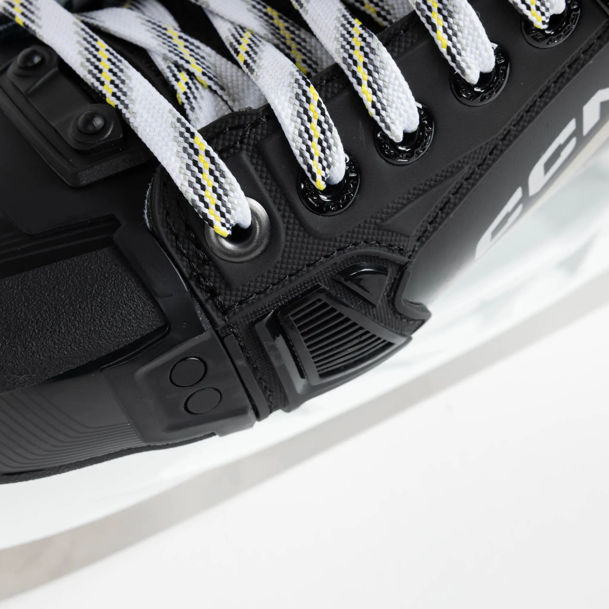 CCM Tacks AS-V Junior Hockey Skates