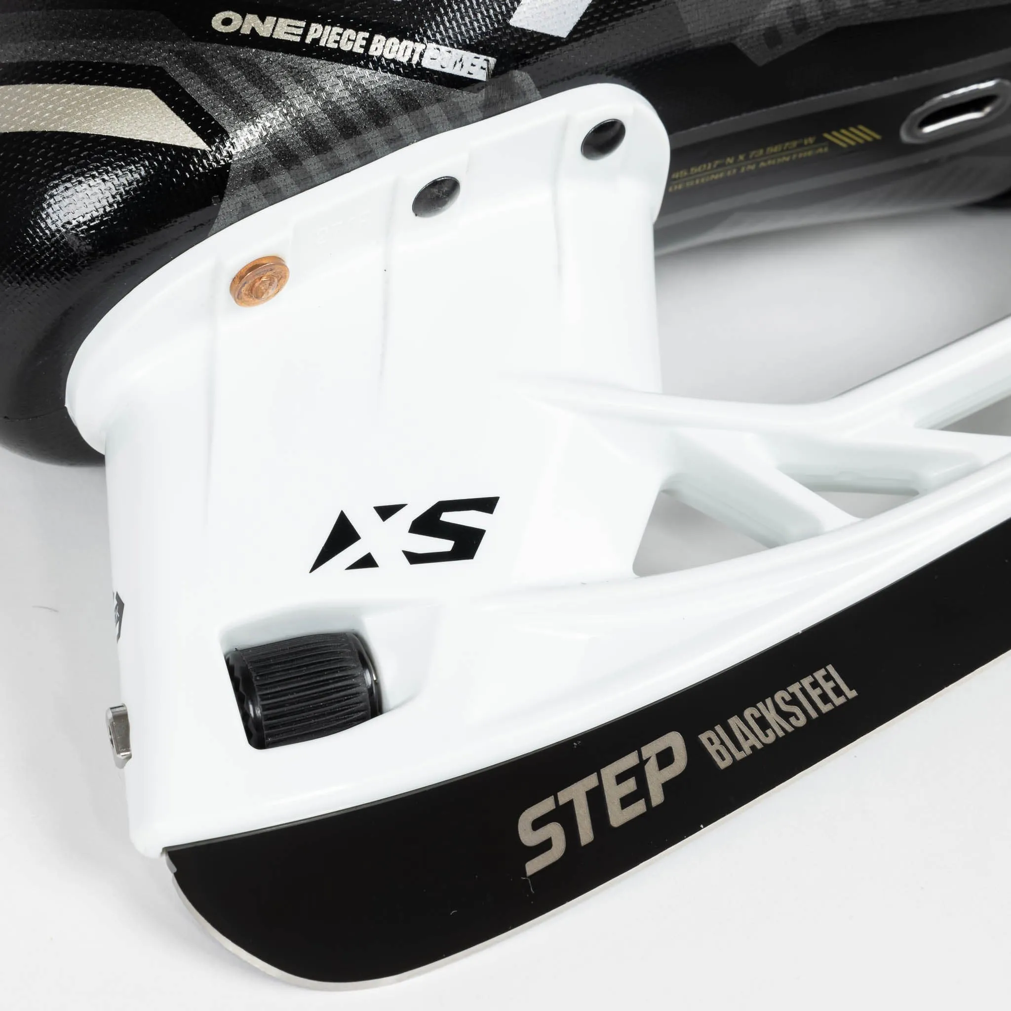 CCM Tacks AS-V Junior Hockey Skates