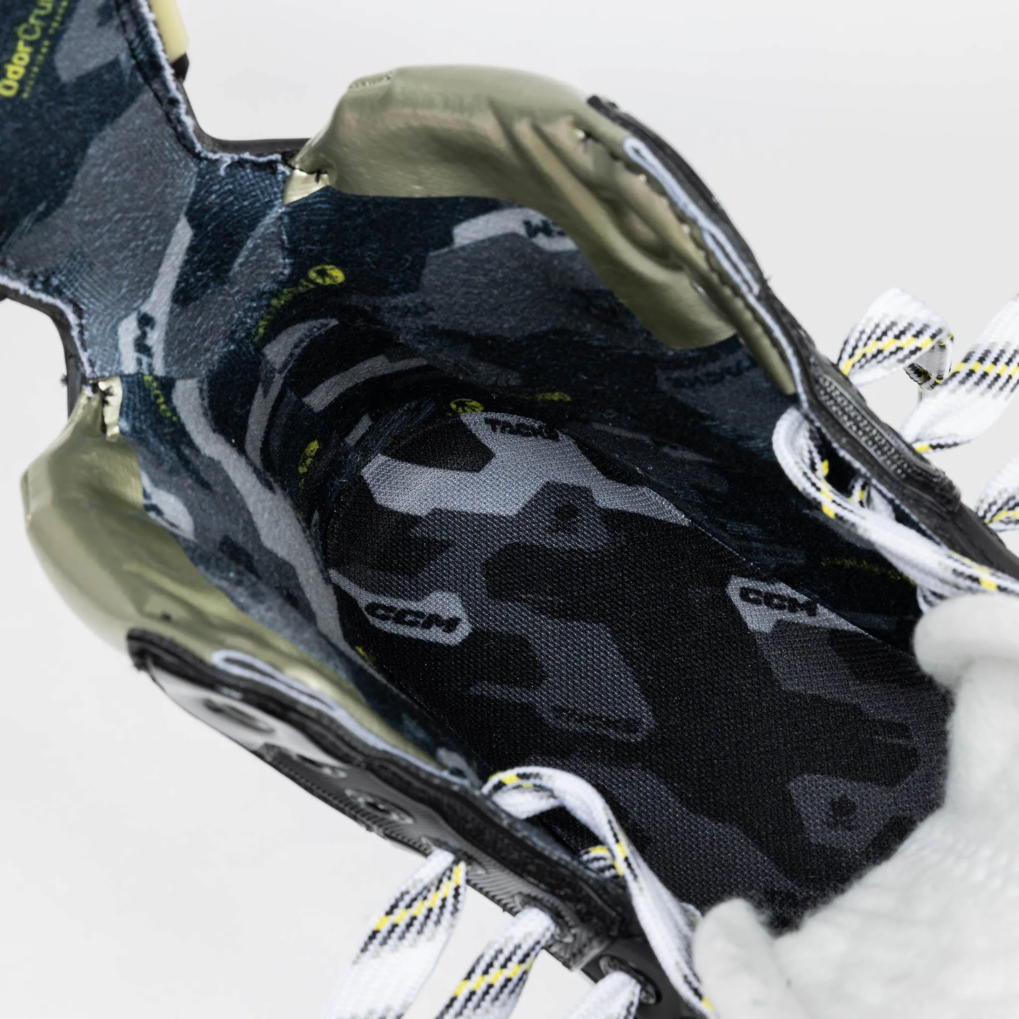 CCM Tacks AS-V Junior Hockey Skates