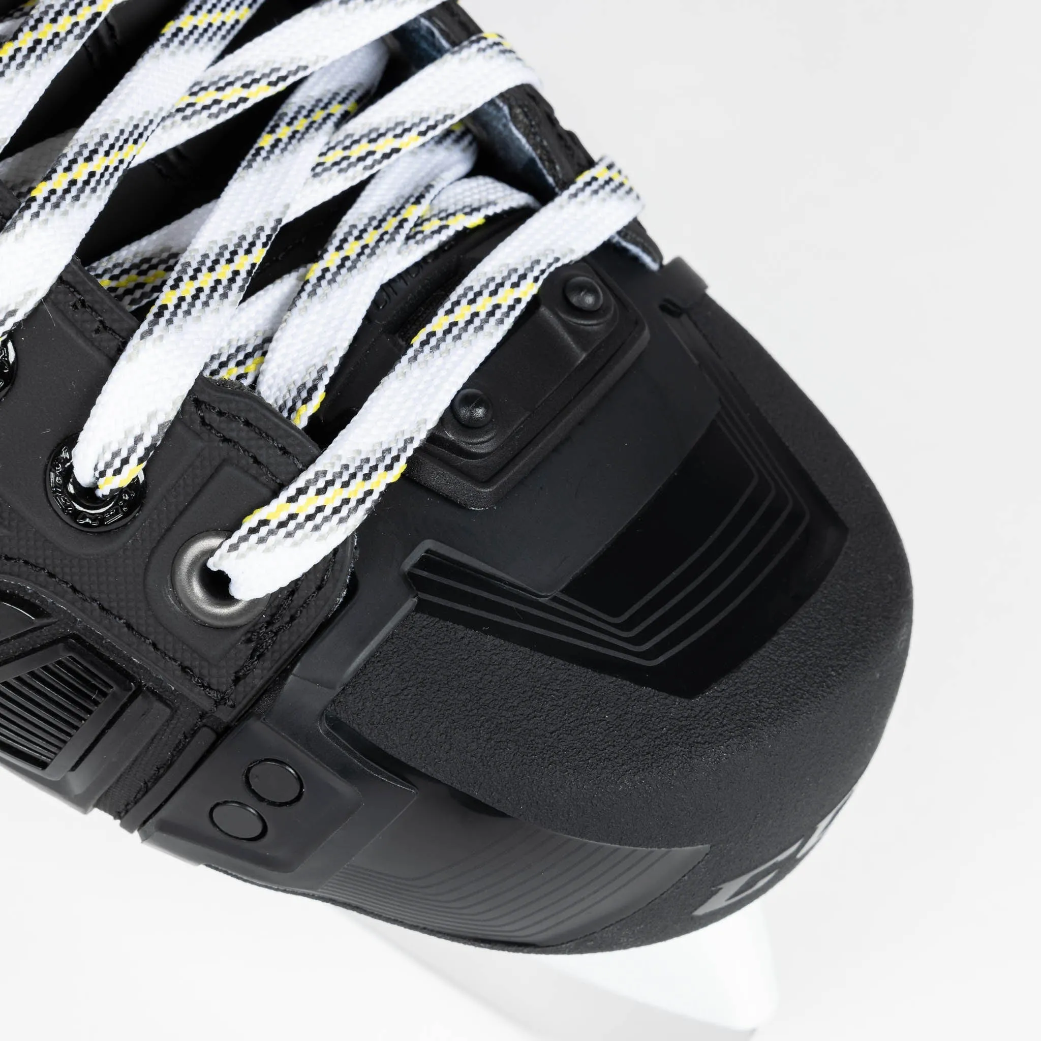 CCM Tacks AS-V Junior Hockey Skates
