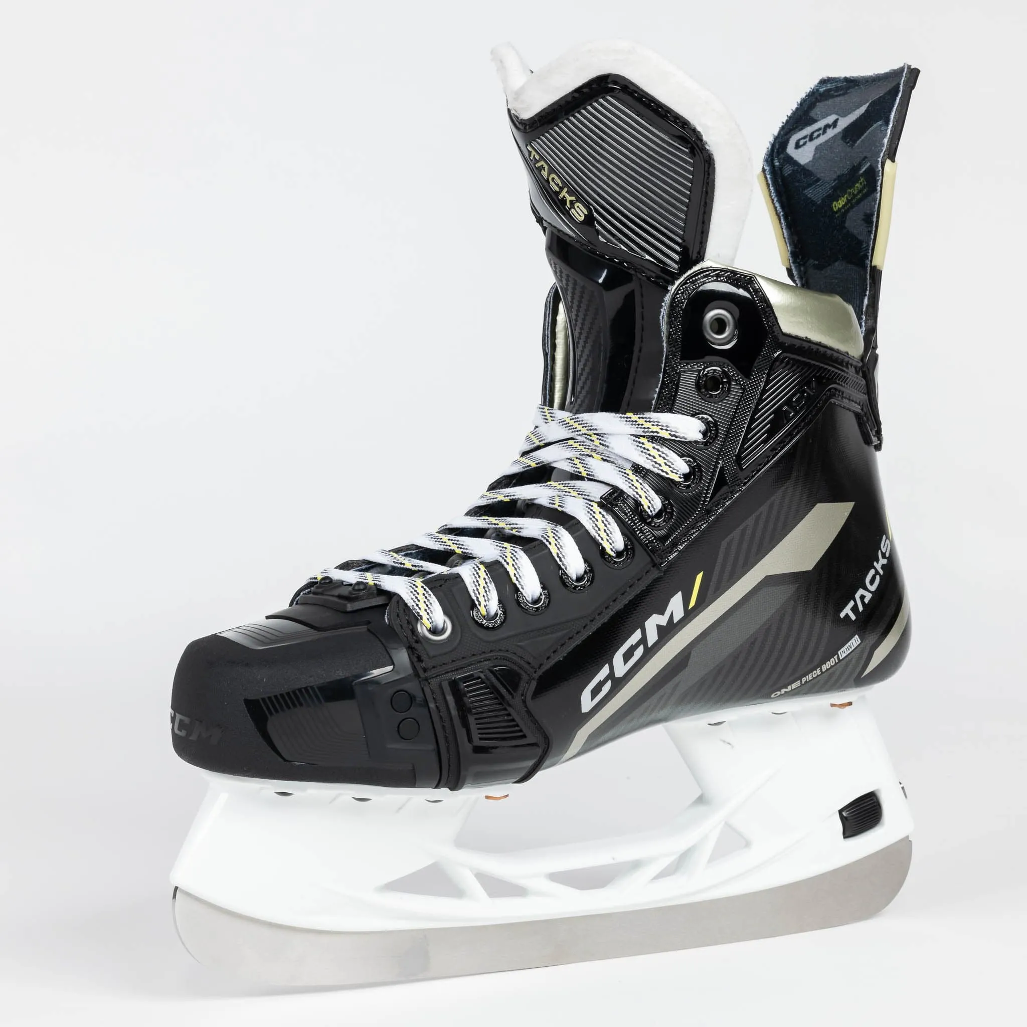 CCM Tacks AS-V Junior Hockey Skates