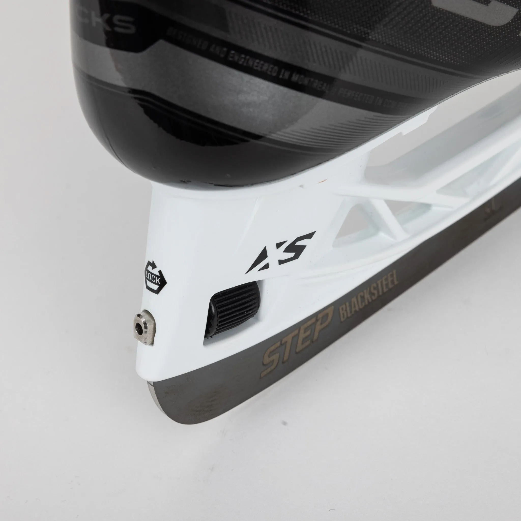 CCM Tacks XF Pro Junior Hockey Skates