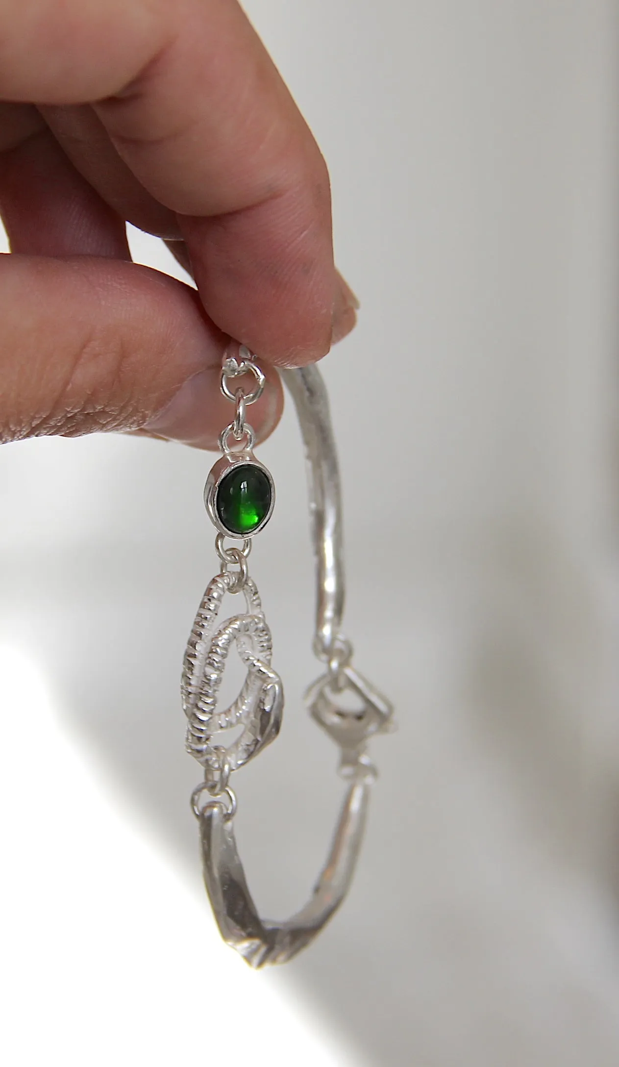 Cuff-Bracelet Hybrid with snake link and chrome diopside