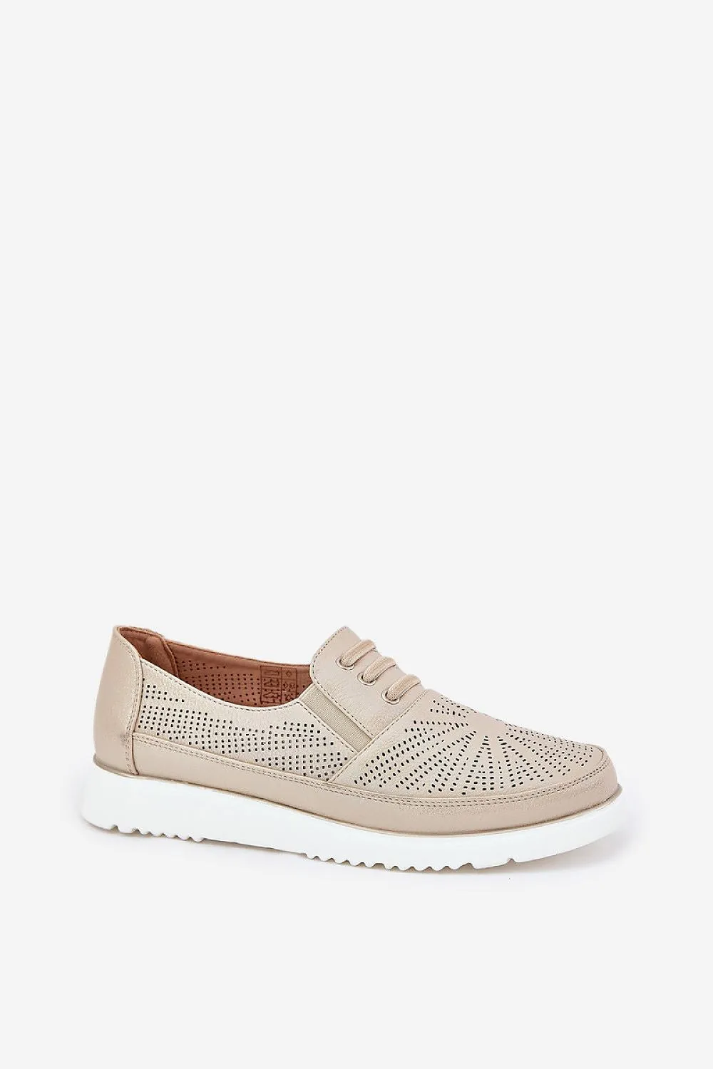 Low Shoes Step in style