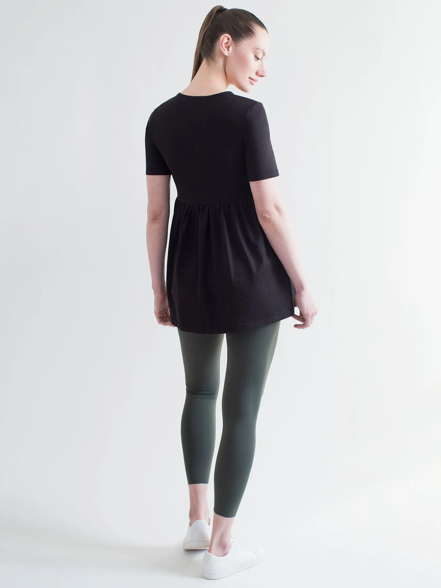MATERNITY PLEATED SOFT STRETCH TOP, BLACK