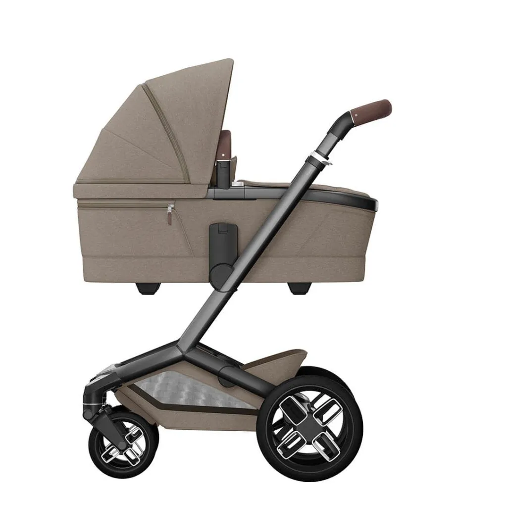 MAXI COSI FAME 9 Piece Travel System with Pebble 360 Pro2 Car Seat and FamilyFix 360 Pro ISOFIX Car Seat Base - Twillic Truffle (Black Wheels)