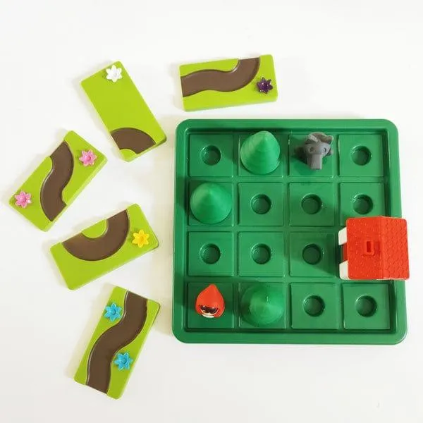 SMART GAMES Little Red Riding Hood