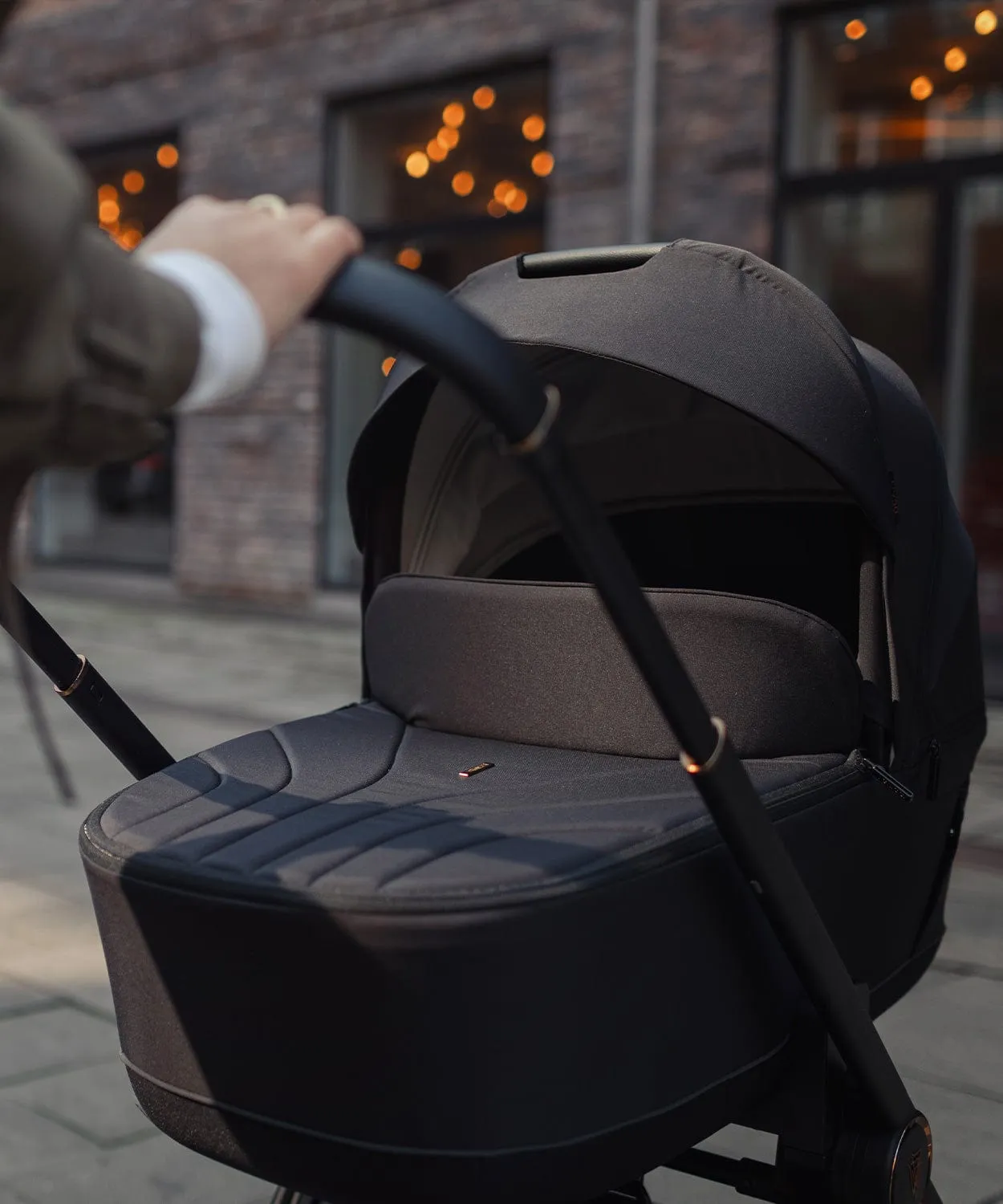 Venicci Claro 4in1 (Engo) Travel System - Noir